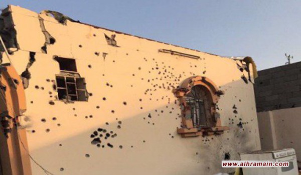 الداخلية السعودية تؤكد ان انتحاريين فجرا نفسيهما بحزامين ناسفين بعد تبادل كثيف لإطلاق النار مع قوات الأمن في جدة.