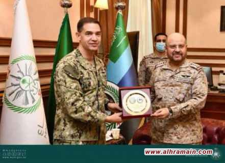 رئيس هيئة الأركان العامة السعودي يلتقي قائد القوات البحرية المركزية الأمريكية