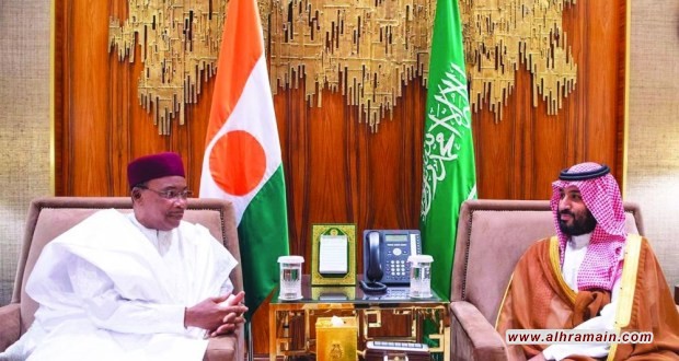 بدعم ابن سلمان.. اتصالات سرية لتطبيع أكبر دولة مسلمة بأفريقيا مع الكيان