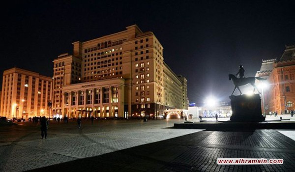 الملك سلمان يسخى في فنادق روسيا ويتقشف على أراضي المملكة