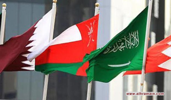 &ldquo;بلومبيرغ&rdquo;: استمرار الأزمة مصلحة أميركية.. وترامب الرابح الأكبر