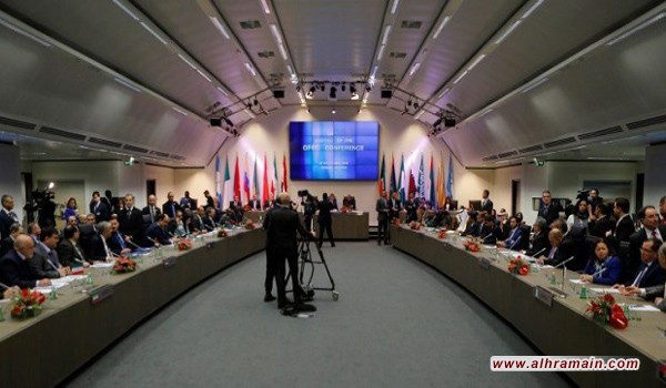 الرياض تحتمي من اتفاق &ldquo;أوبك&rdquo; وتواصل إغراق العالم بالنفط