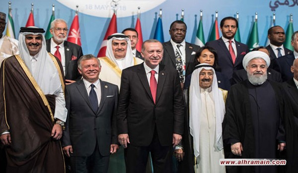 مُصافَحة ملك الأردن &ndash; روحاني: ثغرة في جدار الصمت ورسالة للسعوديّة وحديث مُجامَلة تضمن طلبًا مُحدَّدًا من الطَّرفين..