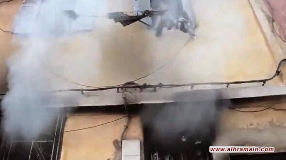 القطيف: إصابة سيدة وضرب وشتم للنساء في اقتحام القوات السعودية لـ &ldquo;باب الشمال&rdquo;