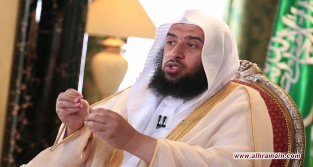 بعد انتقاده هيئة الترفيه.. سلطات الرياض تعتقل الشيخ عمر المقبل