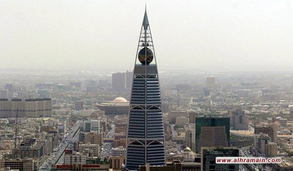 مصادر: موازنة 2017 أوقفت السلف الحكومية والمكافآت الخاصة بالسفر