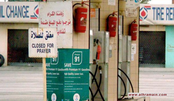 ابن سلمان يمنع إغلاق المحال وقت الصلاة