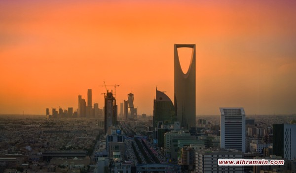 انخفاض متوسط الأجر الشهري للمواطنين والمقيمين بالسعودية