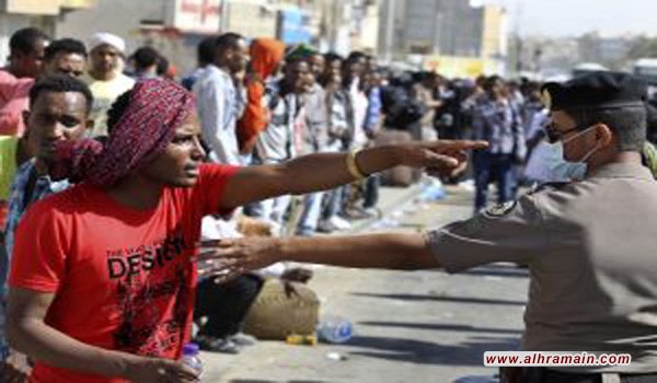 جدل في السعودية بشأن ترحيل الوافدين الذين تجاوزوا سن الـ40 عامًا