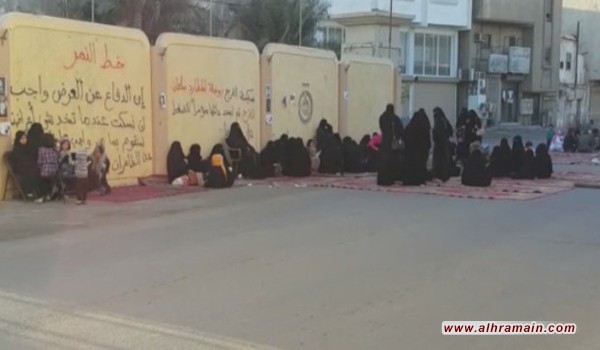 أهالي &ldquo;حي المسوّرة&rdquo; يفترشون الأرض رفضاً لمشاريع الهدم