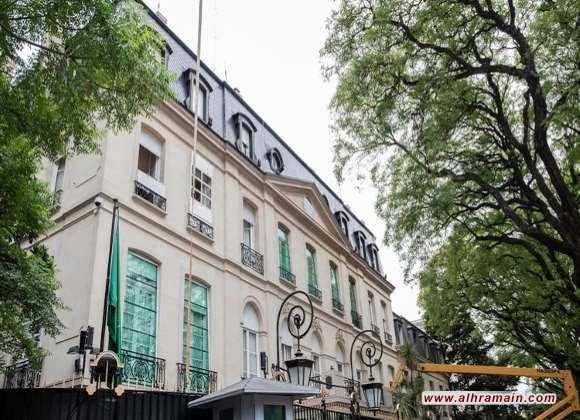 إجراءات أمنية مشددة أمام مقر إقامة محمد بن سلمان في سفارة بلاده ببوينس آيرس أثناء مشاركته في قمة العشرين