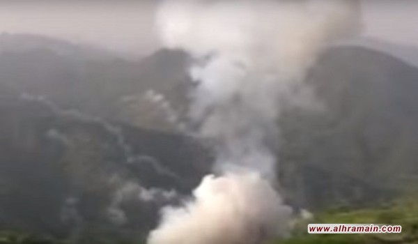 طيران العدوان السعودي يستهدف بذخائر عنقودية مديرية منبه في صعدة