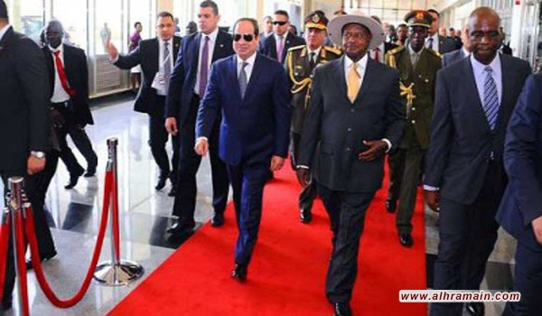 غداة زيارة مسؤول سعودي لسد النهضة.. السيسي يبحث في أوغندا مشروعات مائية بينها ربط &ldquo;فيكتوريا&rdquo; بـ&rdquo;المتوسط&rdquo;