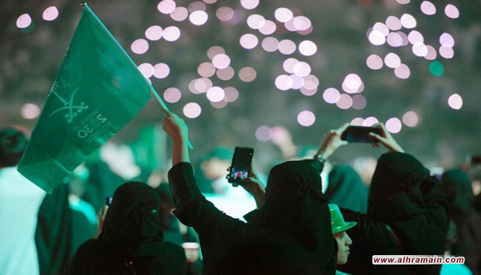 هيئة الترفيه "تمتهن المساجد" وتثير غضبا سعوديا