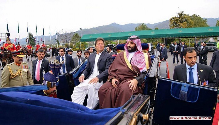 مصالح متباينة.. هل انتهى شهر العسل الطويل بين السعودية وباكستان؟