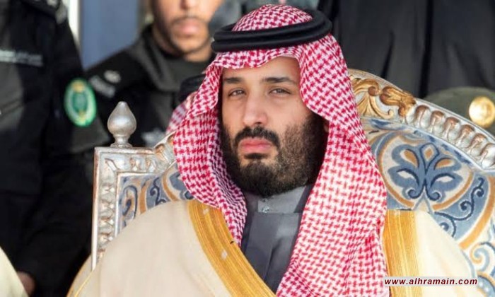 بالمناصب والصفقات والتمويل.. بن سلمان يعيد تشكيل خريطة العائلات القوية بالسعودية