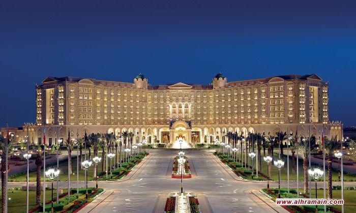 ريتز كارلتون الرياض.. من سجن للأمراء إلى نقطة جذب ساخنة للاستثمار