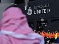 مشجّعو نادي نيوكاسل يونايتد: لا لتسليم الكأس لنظام ديكتاتوري  