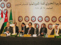 البيان الختامي للقمّة العربيّة : أكاذيب تليق بأصحاب الجلالة والسموّ والفخامة !