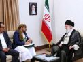 خامنئي يستقبل المتحدث باسم جماعة الحوثي ويؤكد: يجب الوقوف بقوة أمام مؤامرة السعودية والإمارات لتقسيم اليمن وتقديم الدعم لليمن الموحد والمتحد بكامل سيادته