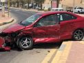 سيارتان لقوات الامن السعودية تصدمان سيارة مدنية في صفوى بالقطيف (فيديو)
